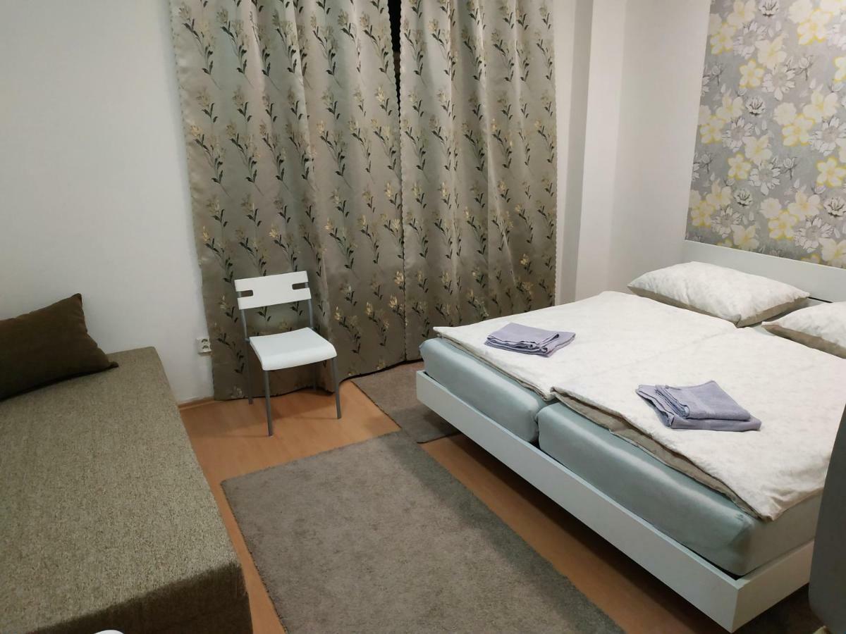 Apartmany Lenk Karlovy Vary Bagian luar foto